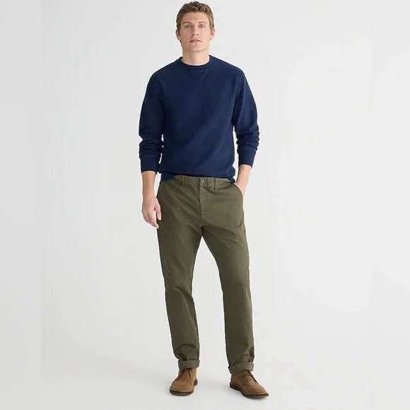 Essentials Mens Skinny-fit Broken-in Chino Pant Pants Crew - Main Image